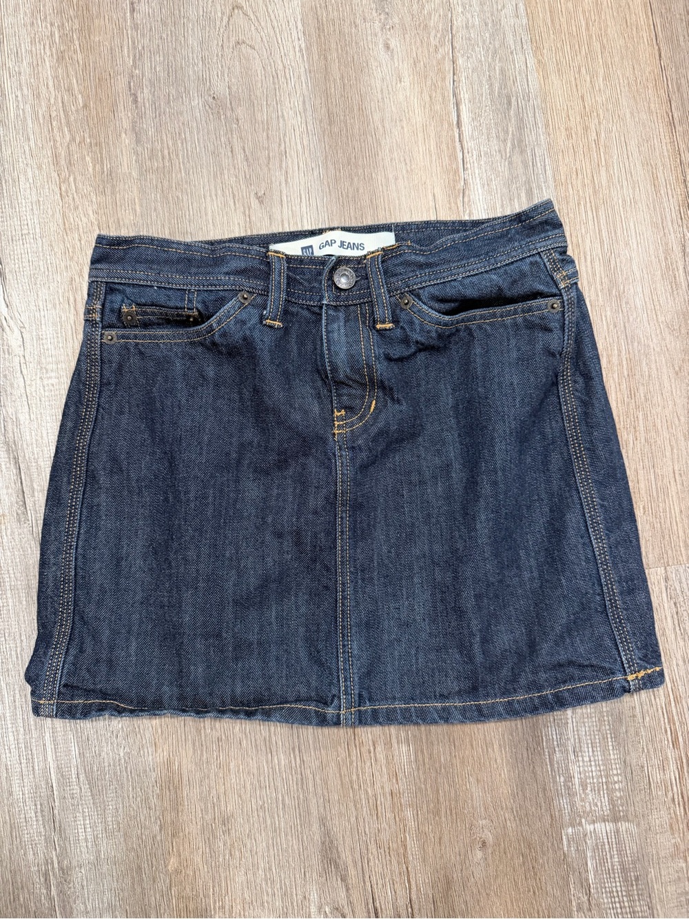 Vintage 2004 GAP Jeans Y2K Dark Wash Denim Mini Skirt Size 2